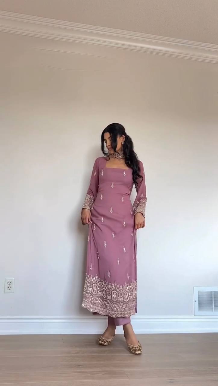 Noor Lace Sequins Classic Set